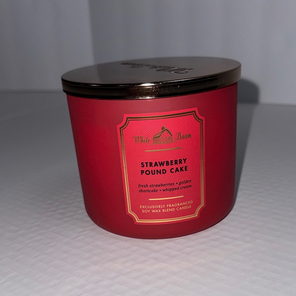 White Barn Red Candle with Gold Lid